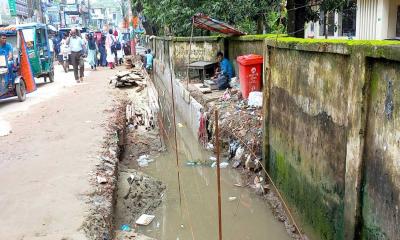 বোয়ালখালী পৌরসভায় জলাবদ্ধতা নিরসনে কাজ শুরু