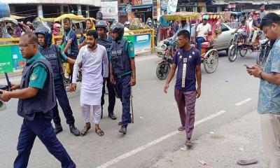 রংপুরে জামায়াত-শিবিরের বিক্ষোভ আটক ৮