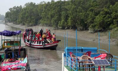 সাতক্ষীরায় সুন্দরবনে পর্যটক প্রবেশে নিষেধাজ্ঞার একদিন পর প্রত্যাহার