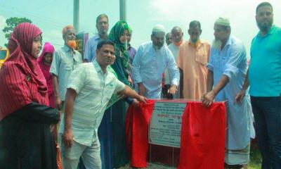 মির্জাপুরে প্রায় অর্ধ কোটি টাকার রাস্তার উদ্বোধন