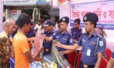 ফরিদপুরে পুলিশের উদ্যোগে খাবার পানি-স্যালাইন-গামছা বিতরণ