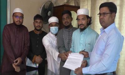 বরিশাল শহর পরিচ্ছন্নতার দাবিতে শিক্ষার্থীদের স্মারকলিপি