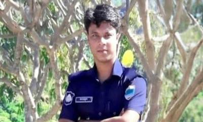 জুলাই নিয়ে ফেসবুকে আপত্তিকর পোস্ট করা কুষ্টিয়ার পুলিশ সদস্য বরখাস্ত