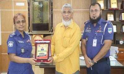 মাগুরায় কনস্টেবল আবুল হাসেমের বিদায়ী সংবর্ধনা