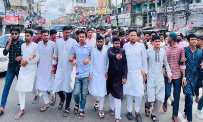 জুলাই যোদ্ধার ওপর হামলার প্রতিবাদে চকরিয়ায় বিক্ষোভ
