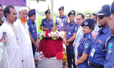 মধুপুরে পুলিশ চেকপোস্ট উদ্বোধন 