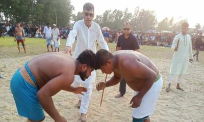 সাতকানিয়া দেওদীঘি বলিখেলায় যৌথ  চ্যাম্পিয়ন জীবন ও খালু বলি 