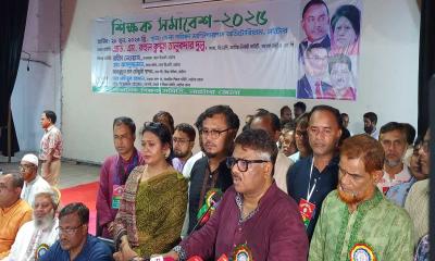 দেশের যেকোনো ক্রান্তিলগ্নে জিয়া পরিবার জনগণের সঙ্গে আছে : দুলু