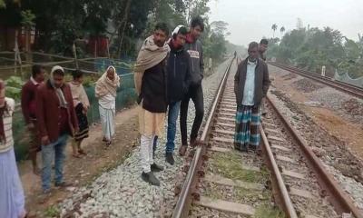 আখাউড়ায় কক্সবাজারগামী পর্যটক এক্সপ্রেস ট্রেনের ধাক্কায় কৃষক মৃত্যু