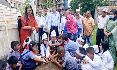 টাঙ্গাইলে বিভিন্ন শিক্ষা প্রতিষ্ঠানে বৃক্ষরোপণ