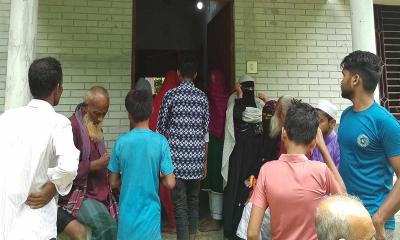 ‎পিরোজপুরে নিজ ঘরে বৃদ্ধাকে গলাকেটে হত্যা