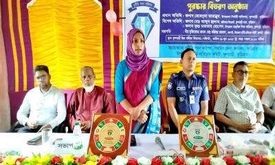 ফুলবাড়ীতে দুর্নীতিবিরোধী বিতর্ক প্রতিযোগিতা ও পুরস্কার বিতরণ