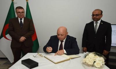 Algerian minister signs condolence book at BD embassy