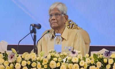 ডিসেম্বরের মধ্যেই সংস্কার হবে ব্যাংক ও এসএমই খাত : অর্থ উপদেষ্টা