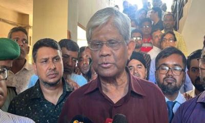 ব্যাংকিং খাতে সংস্কার সময়সাপেক্ষ, এটা নির্বাচিত সরকারকেই করতে হবে : অর্থ উপদেষ্টা