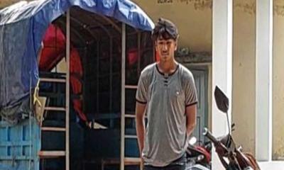 মাগুরায় পুলিশের কাছ থেকে ছাত্রলীগ নেতাকে ছিনিয়ে নিল ছাত্রদল নেতারা