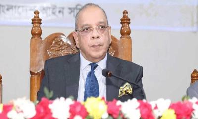 ইতিহাস থেকে শিক্ষা নিয়ে দেশকে ঢেলে সাজাতে হবে : প্রধান বিচারপতি
