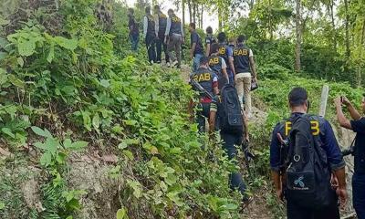 পাহাড়ে অস্ত্র কারখানা সন্ধান, ১০ অস্ত্র-গুলিসহ আটক ৪