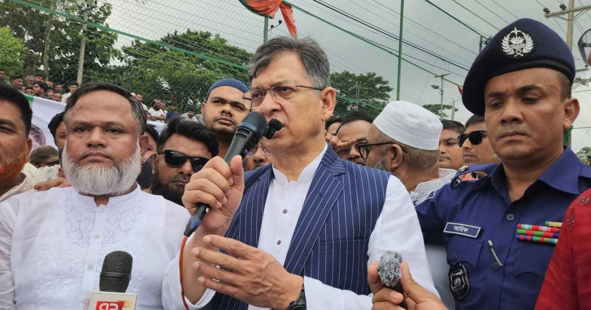 স্লুইসগেট রক্ষণাবেক্ষণের দায়িত্ব ছাড়ছে পাউবো : স্বরাষ্ট্রমন্ত্রী
